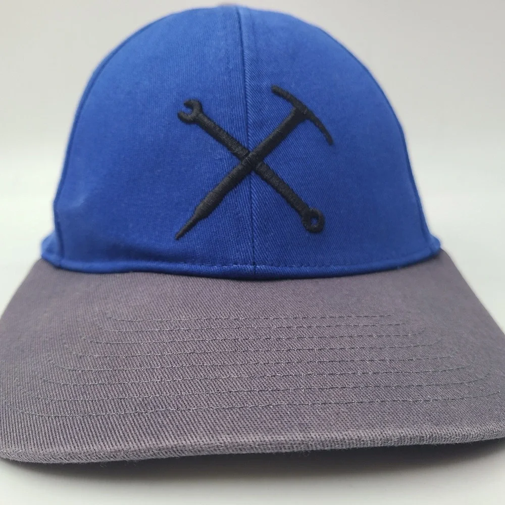 Mountain Hardwear this hat